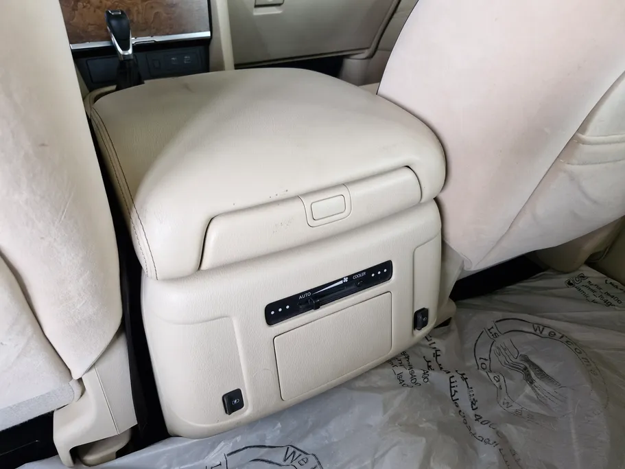 2023 Nissan Patrol SE 