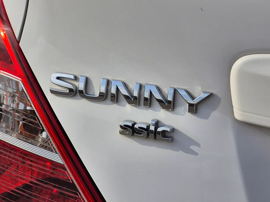2022 Nissan Sunny SV Comfort 