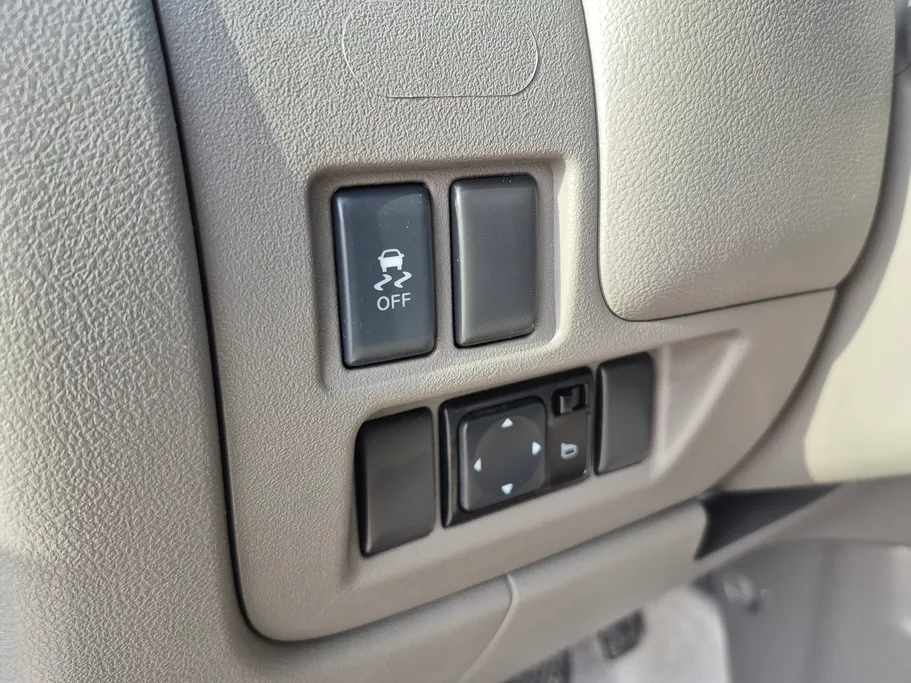 2022 Nissan Sunny SV Comfort 