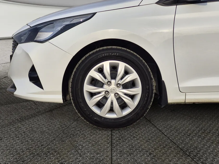 2023 Hyundai Accent Smart 