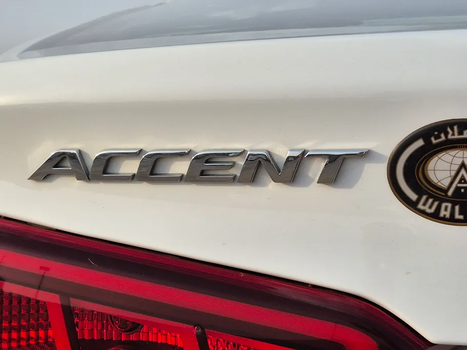 2023 Hyundai Accent Smart 