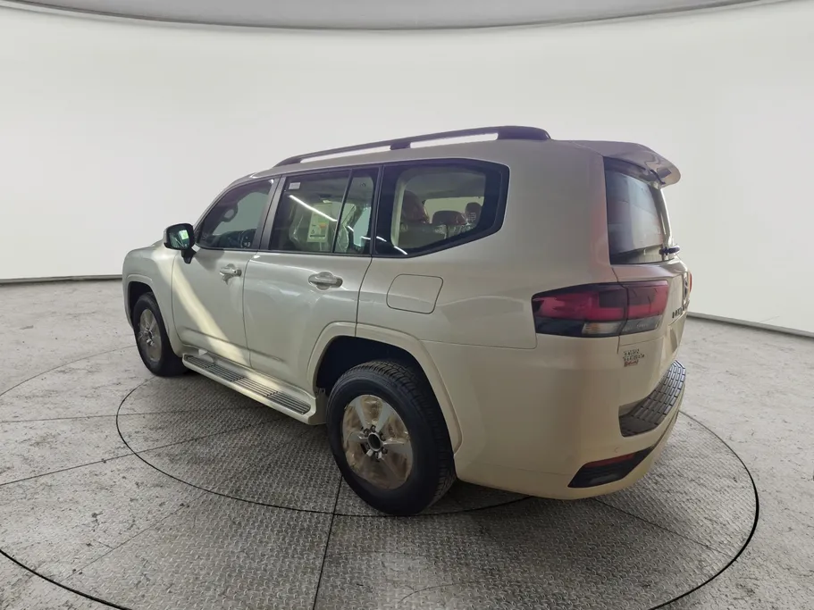 2025 Toyota Land Cruiser GXR2 