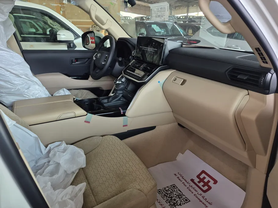 2025 Toyota Land Cruiser GXR2 