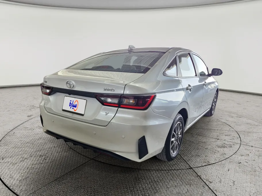 2023 Toyota Yaris  Y 