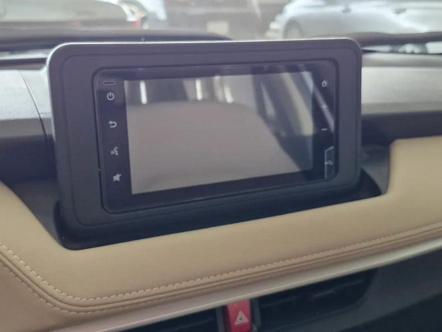 2023 Toyota Yaris  Y 