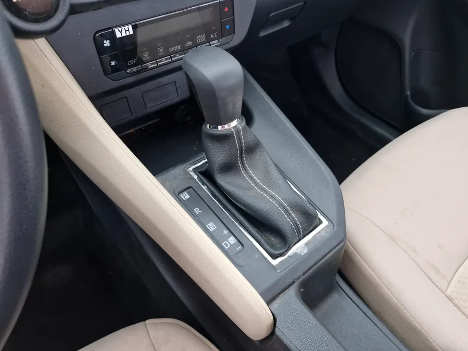 2023 Toyota Yaris  Y 