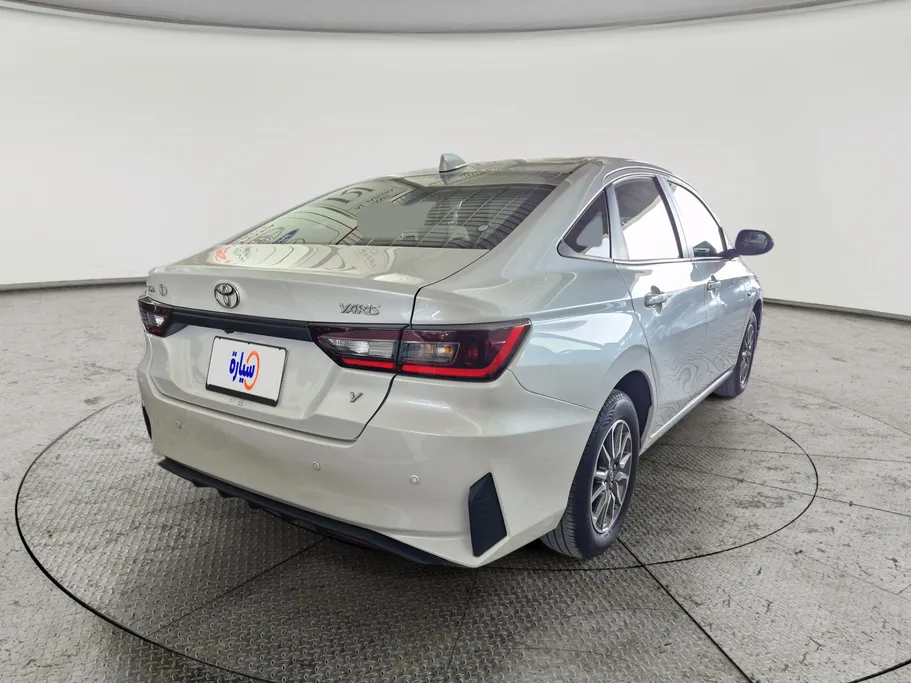 2023 Toyota Yaris  Y 