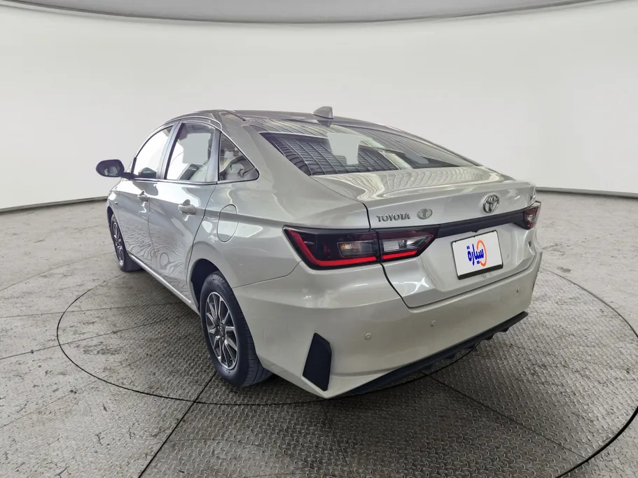 2023 Toyota Yaris  Y 