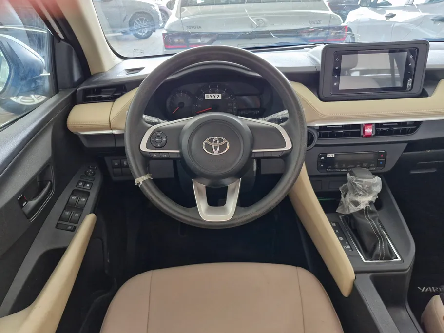 2023 Toyota Yaris  Y 