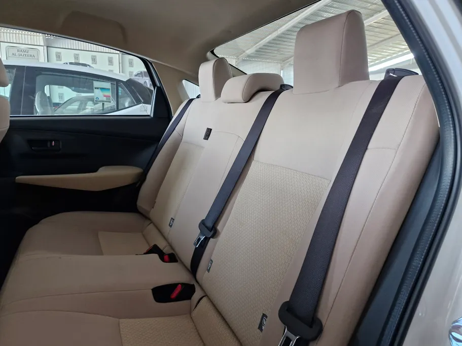2023 Toyota Yaris  Y 