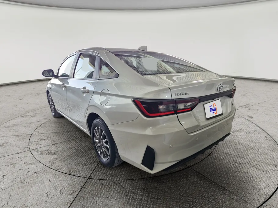 2023 Toyota Yaris  Y 