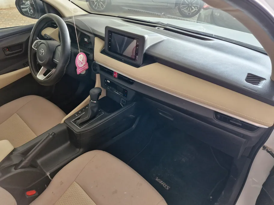 2023 Toyota Yaris  Y 