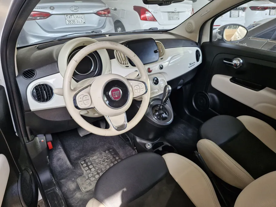 2022 Fiat 500 Dolce Vita  