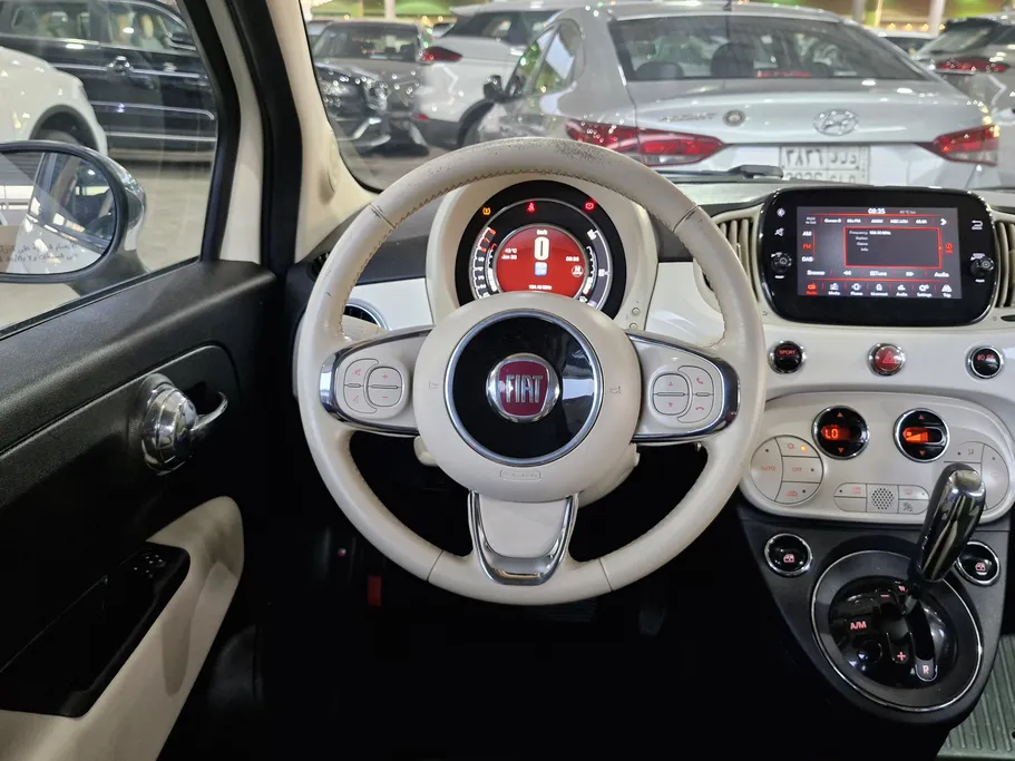 2022 Fiat 500 Dolce Vita  