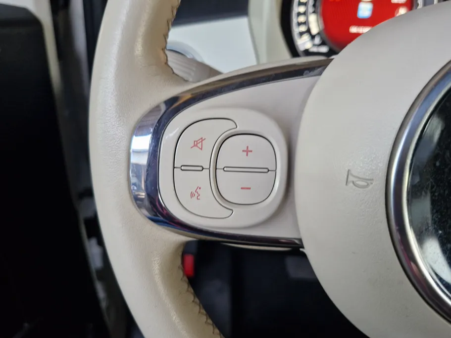 2022 Fiat 500 Dolce Vita  