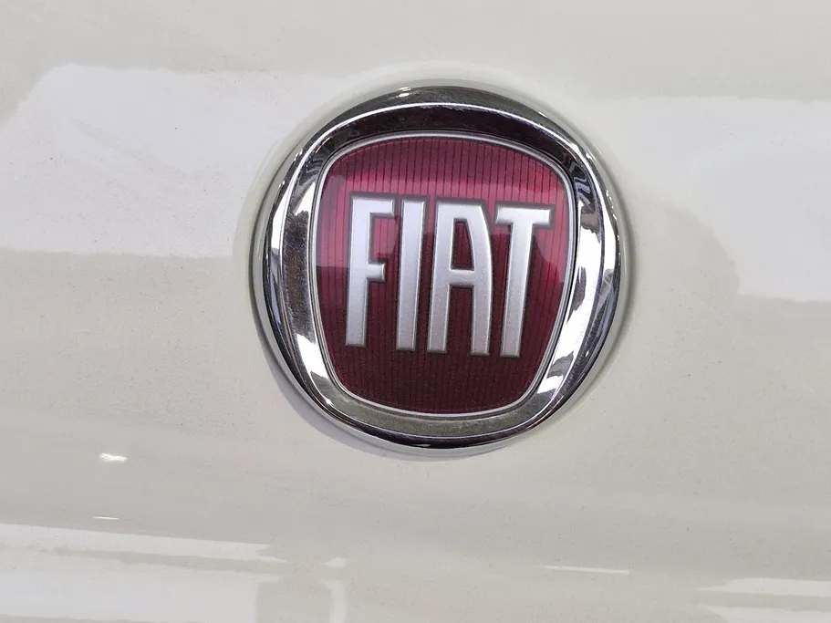 2022 Fiat 500 Dolce Vita  