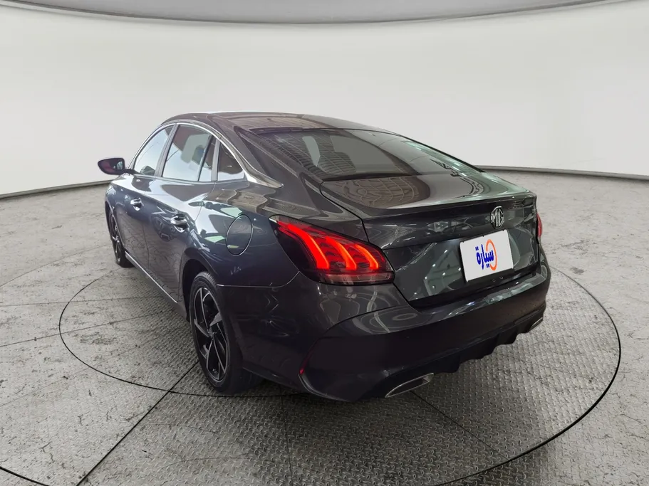 2022 MG GT LUX 