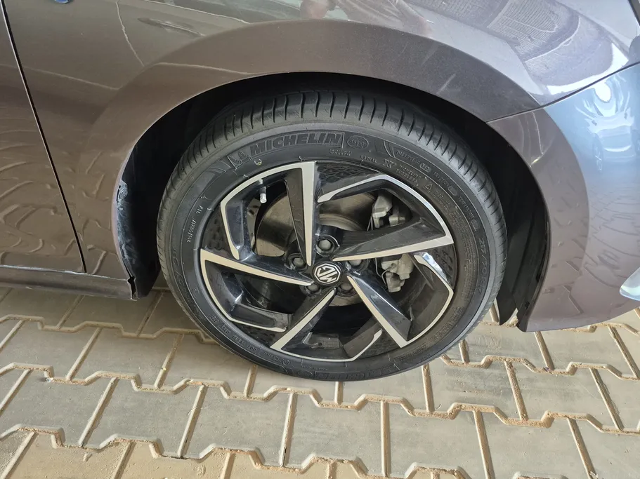 2022 MG GT LUX 