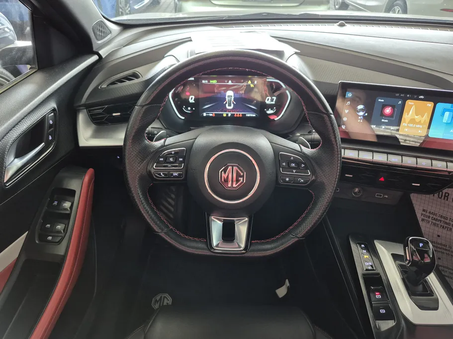 2022 MG GT LUX 