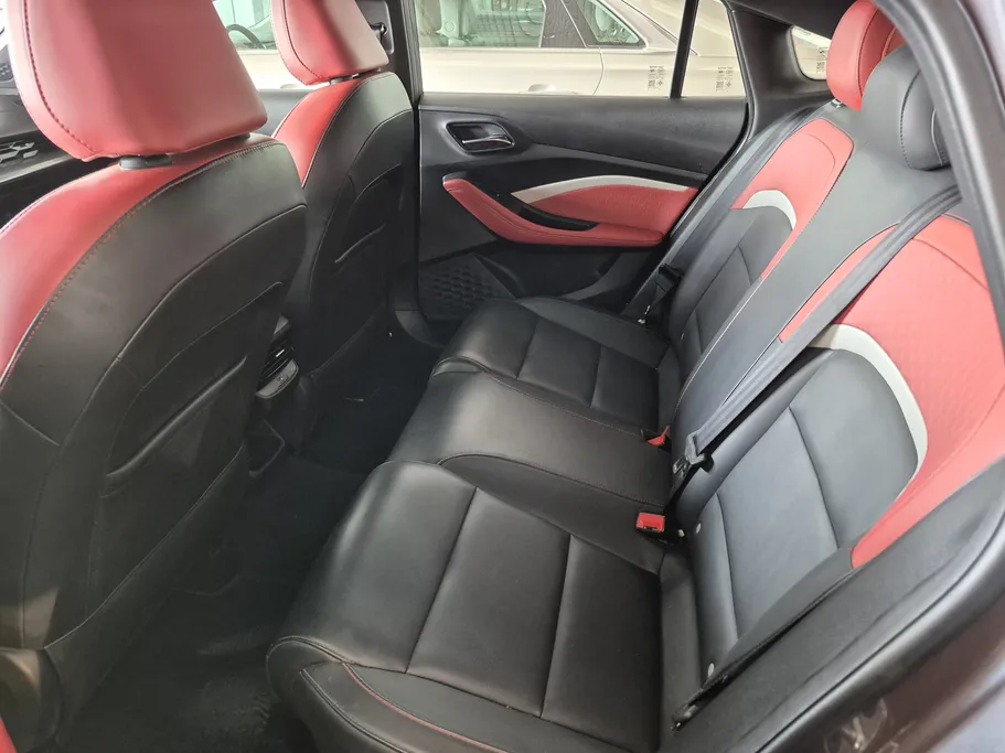 2022 MG GT LUX 