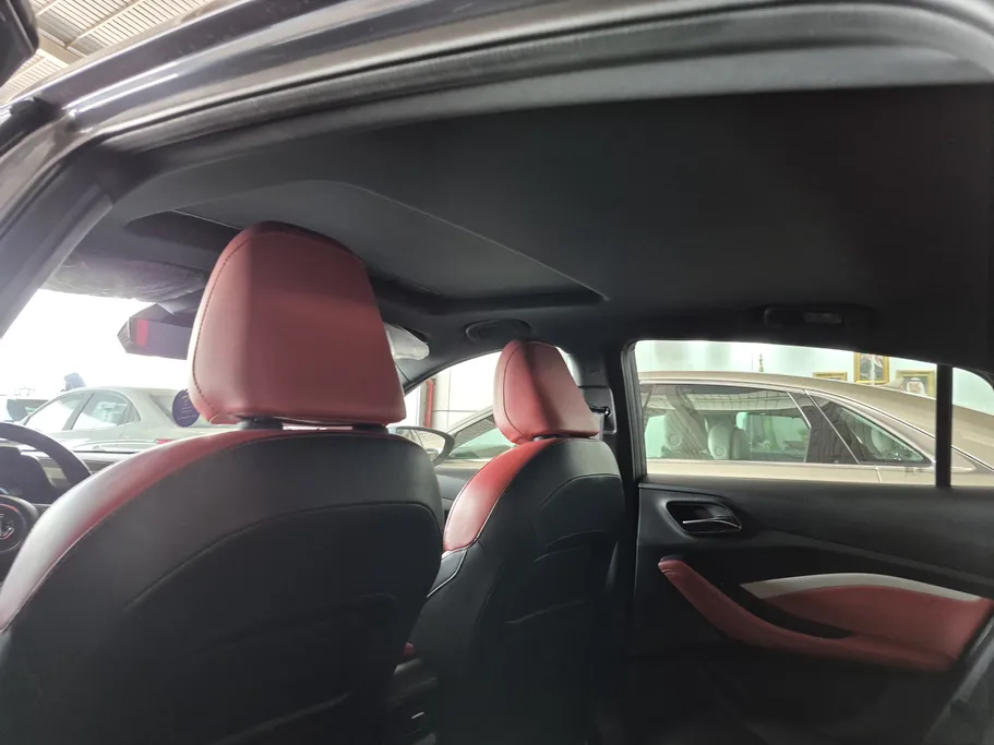 2022 MG GT LUX 