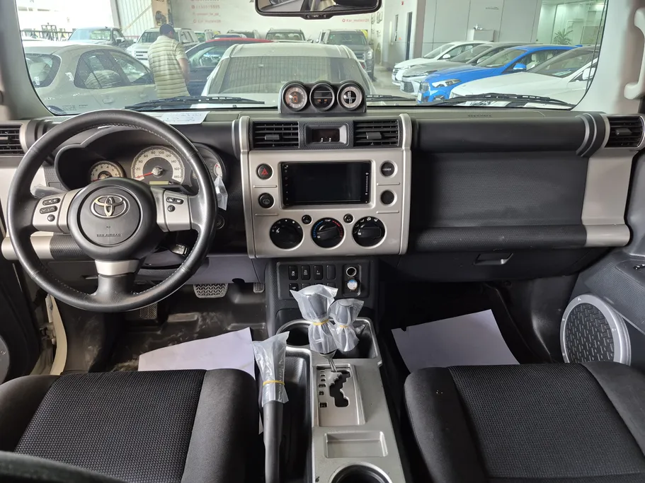 تويوتا اف جي FJ Cruiser 2021 
