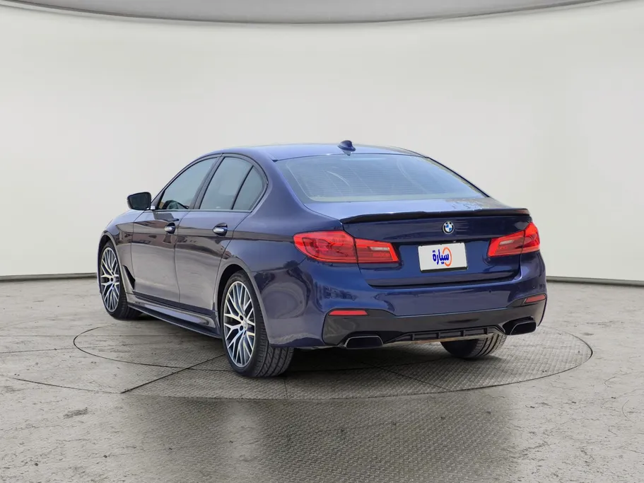2019 BMW 5 Series 520i 