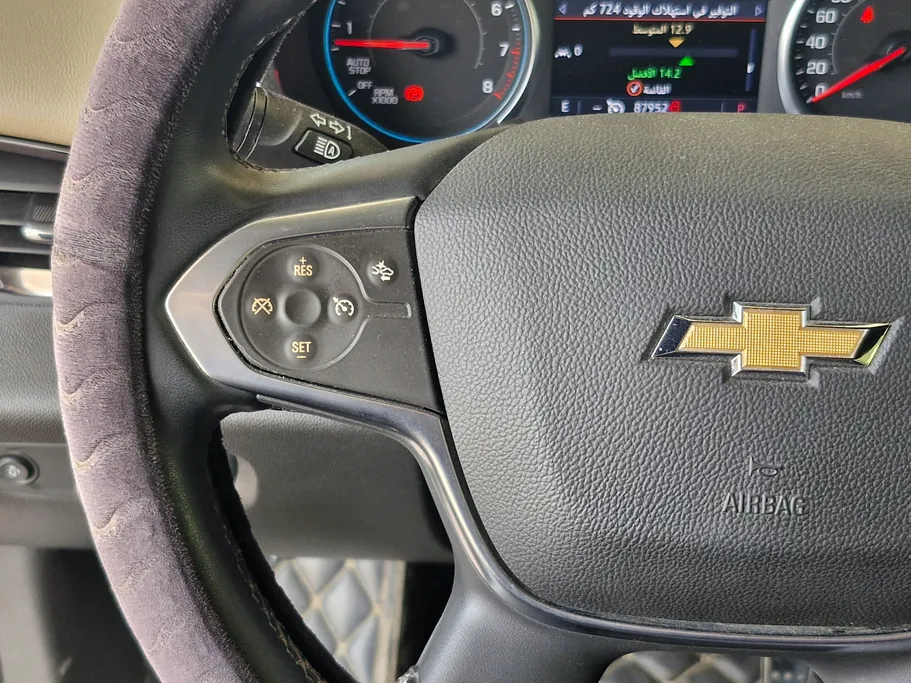 2023 Chevrolet Traverse LT 