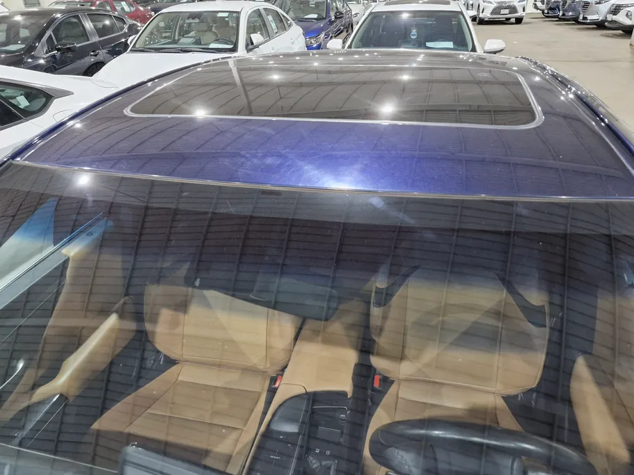 2022 Lexus ES 300 H 