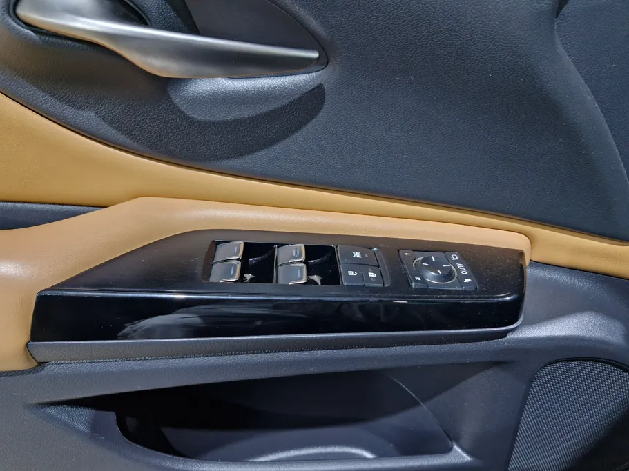 2022 Lexus ES 300 H 