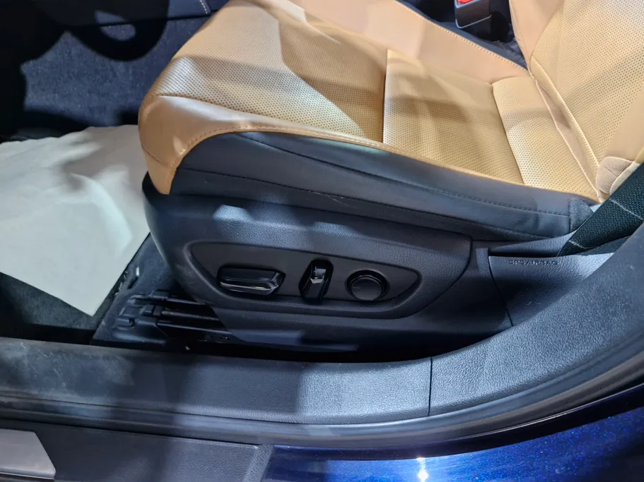 2022 Lexus ES 300 H 