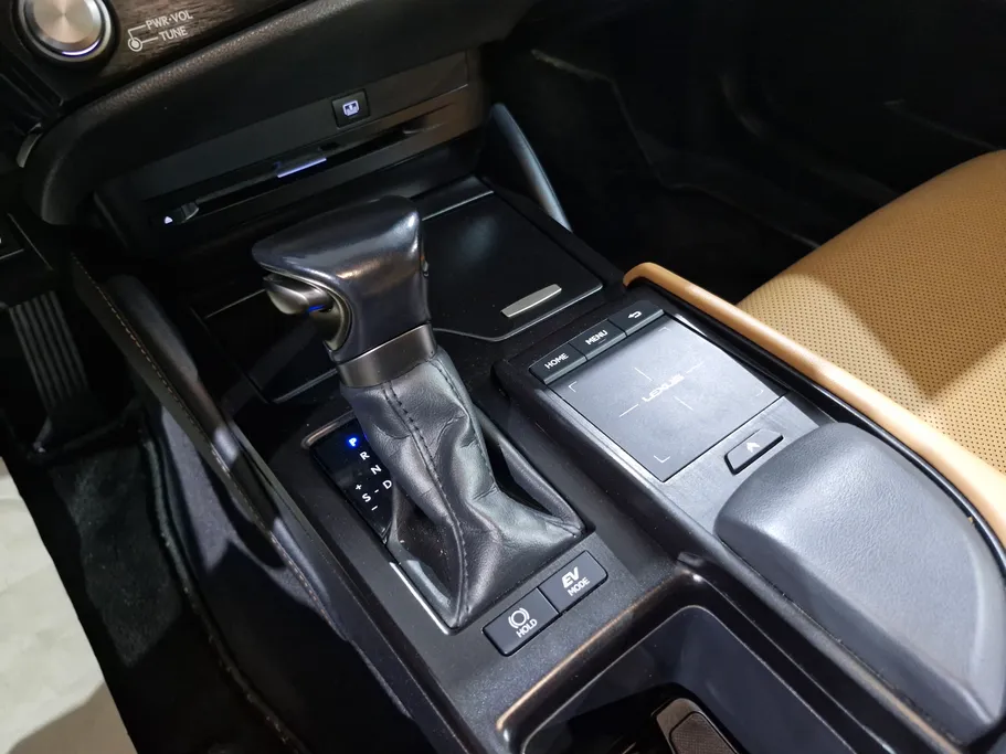 2022 Lexus ES 300 H 