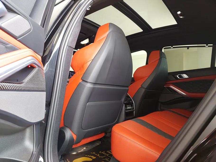 2020 BMW X Series 6 M	 