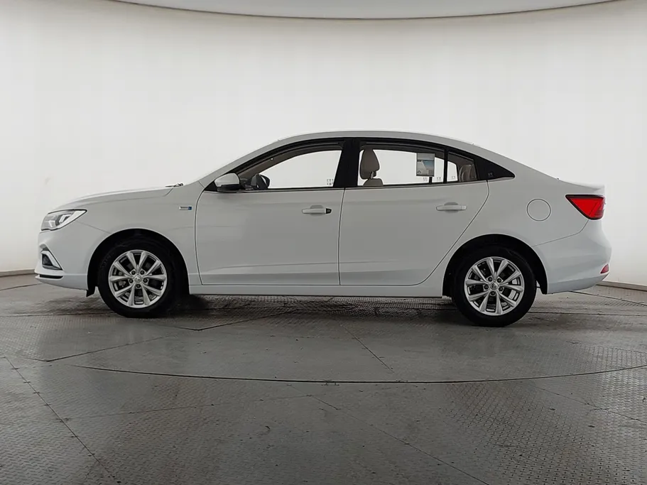 ام جي 5 COM 2024 