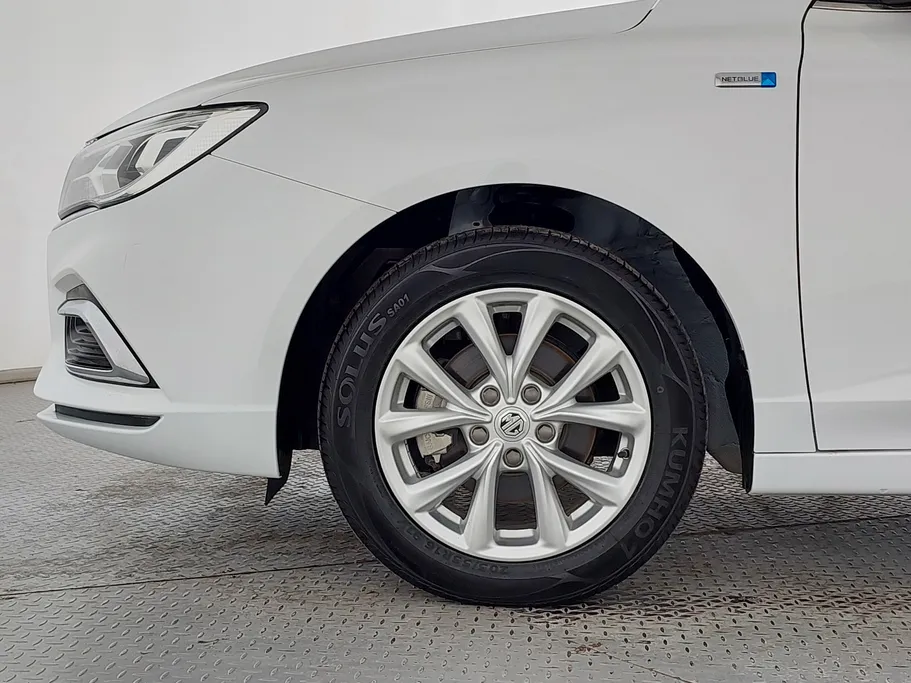 ام جي 5 COM 2024 