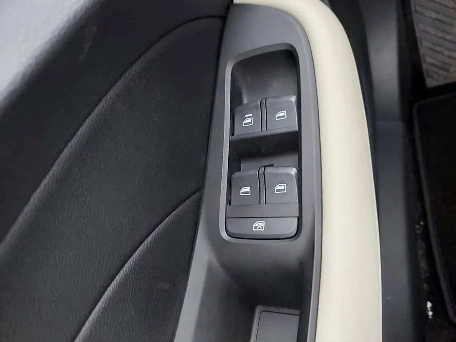 ام جي 5 COM 2024 