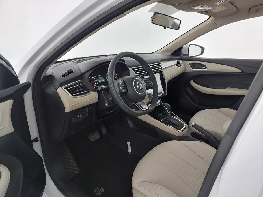 ام جي 5 COM 2024 