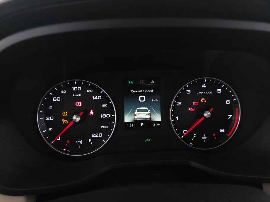 ام جي 5 COM 2024 