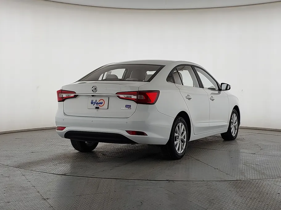 ام جي 5 COM 2024 