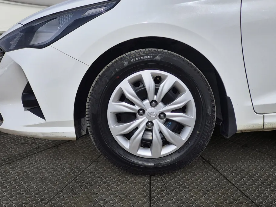 2023 Hyundai Accent Smart 