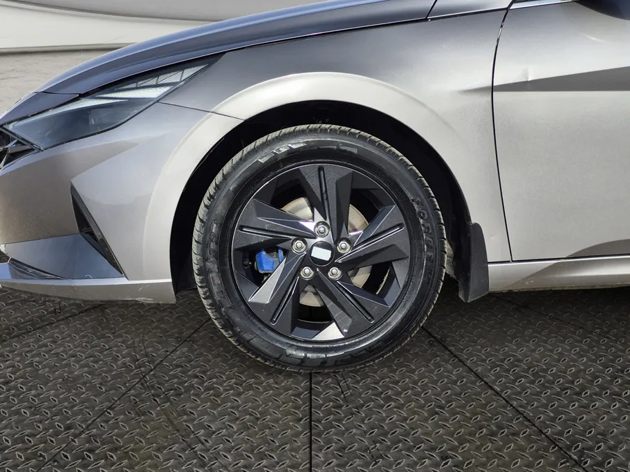 2021 Hyundai Elantra Smart Plus 