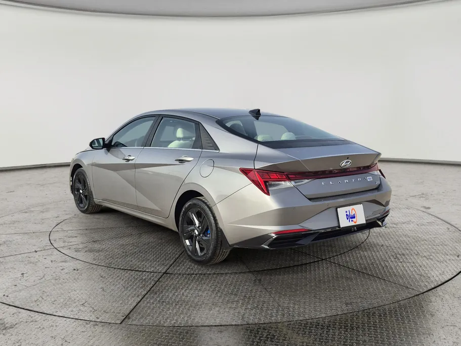 2021 Hyundai Elantra Smart Plus 