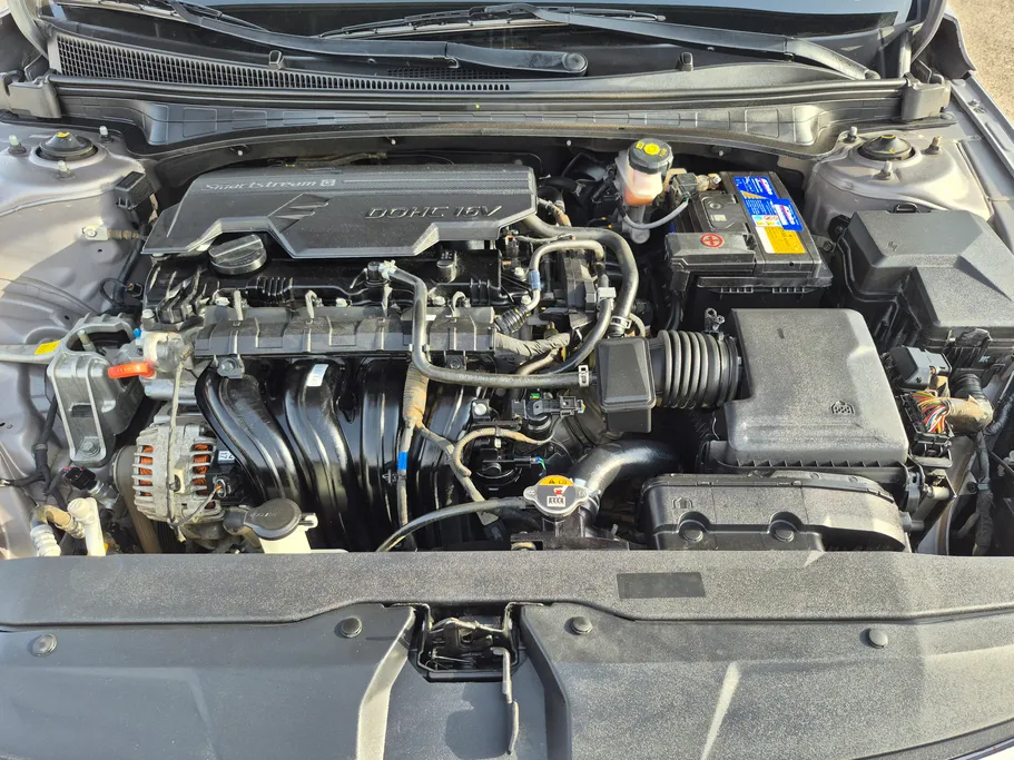 2021 Hyundai Elantra Smart Plus 