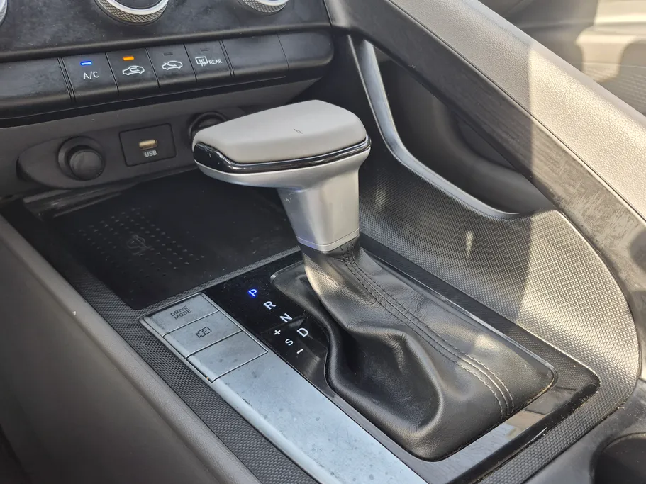 2021 Hyundai Elantra Smart Plus 