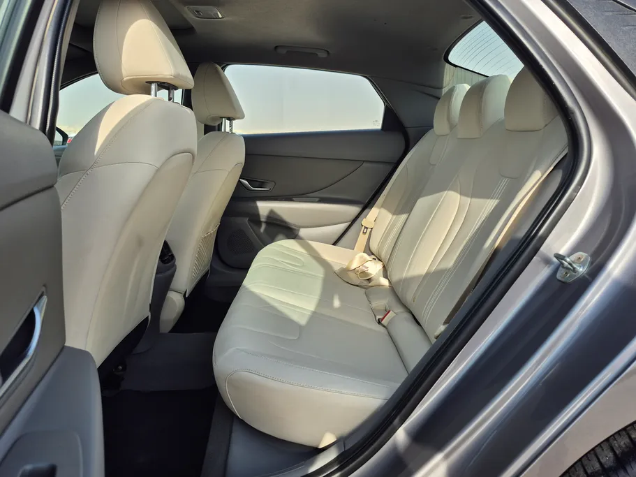 2021 Hyundai Elantra Smart Plus 