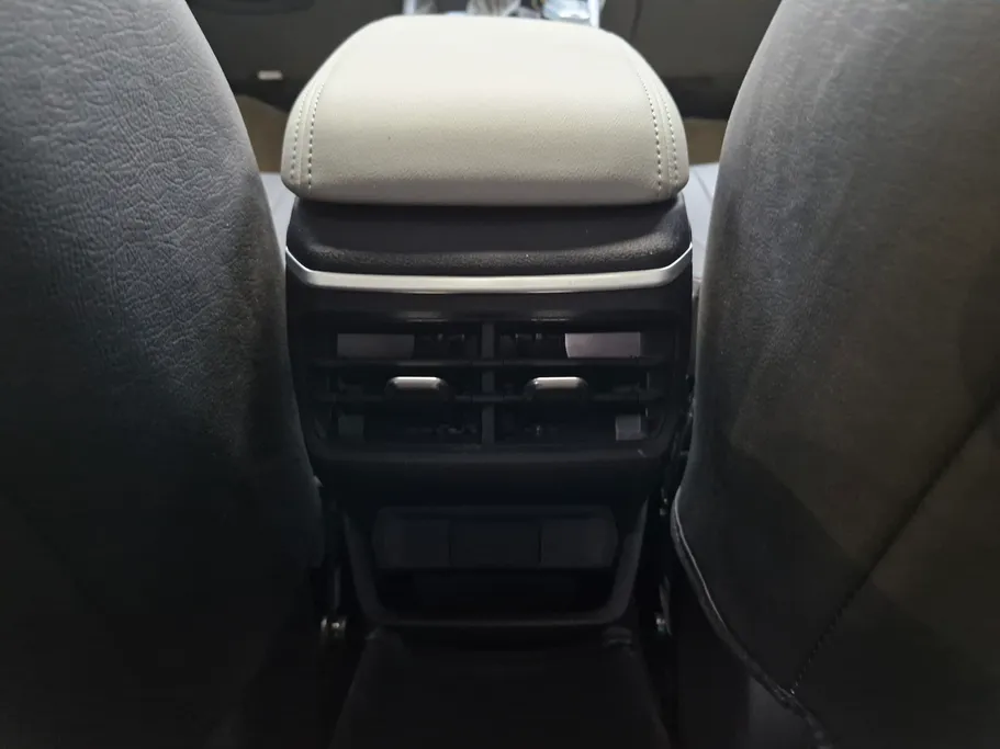 جيلي امجراند GS 2024 