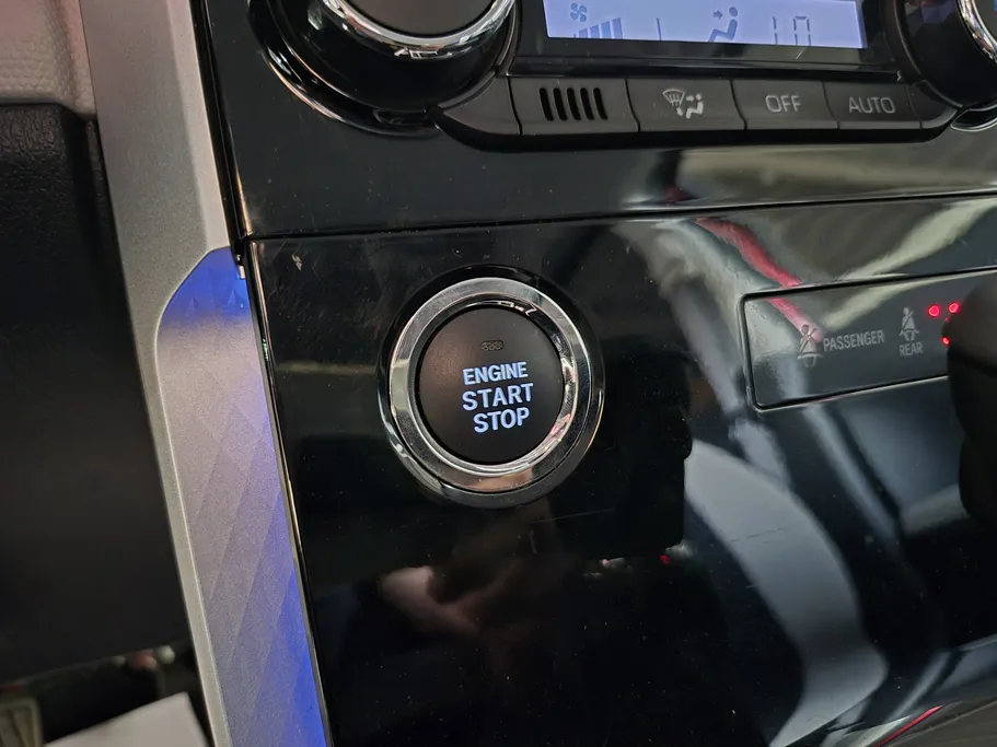 2024 Toyota Veloz GLX 