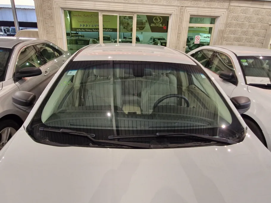 2018 Ford Taurus SE 