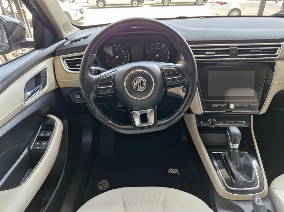 2022 MG 5 COM 