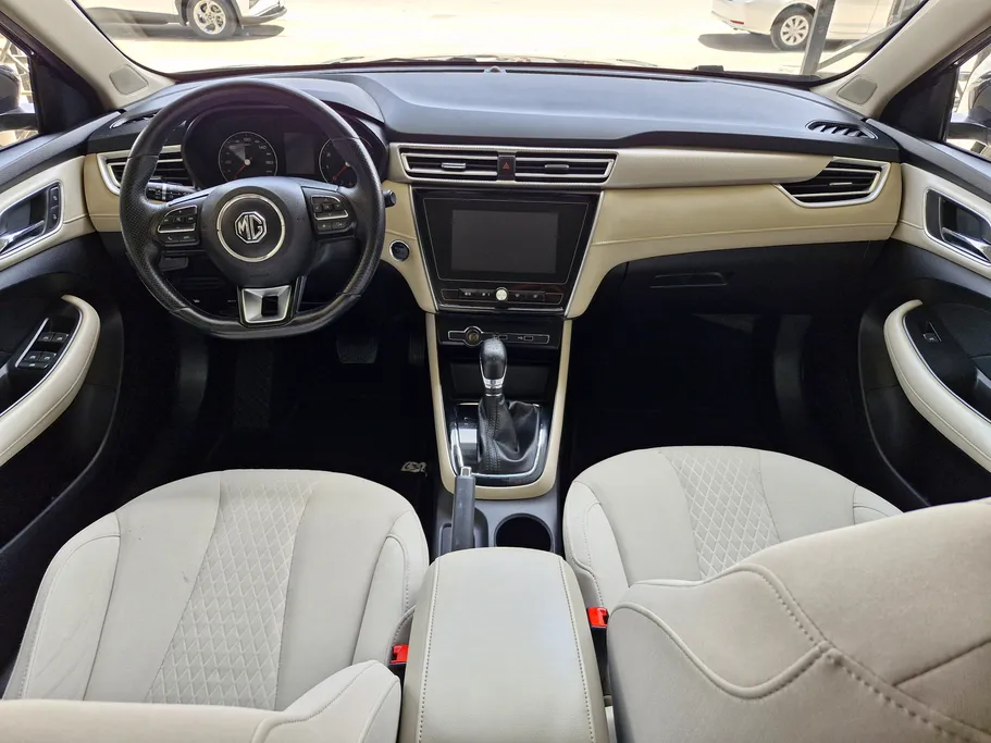 2022 MG 5 COM 
